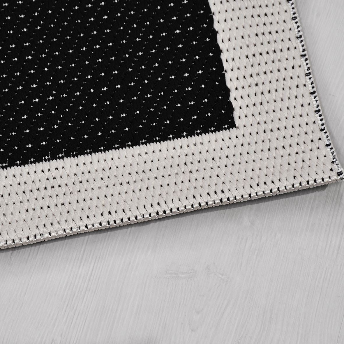 Enzo 05 Black White Kaymaz Tabanlı Sisal Halı